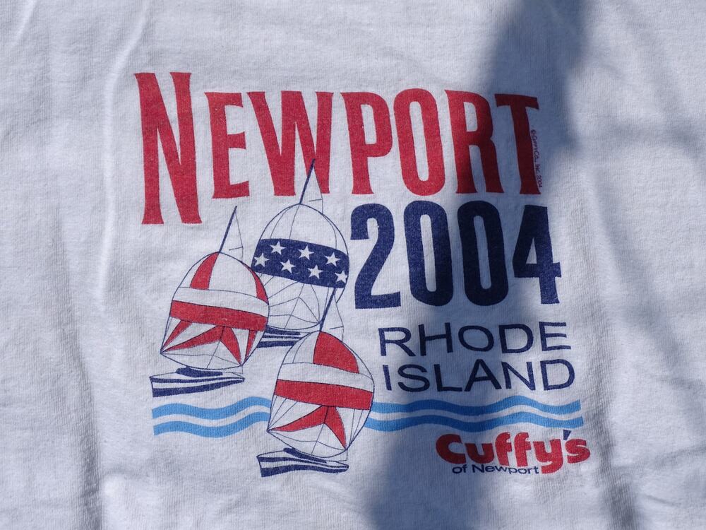 VTG 2004 Newport Rhode Island Regatta Shirt Mens L Cuffys Boat Sailing Anvil Y2K